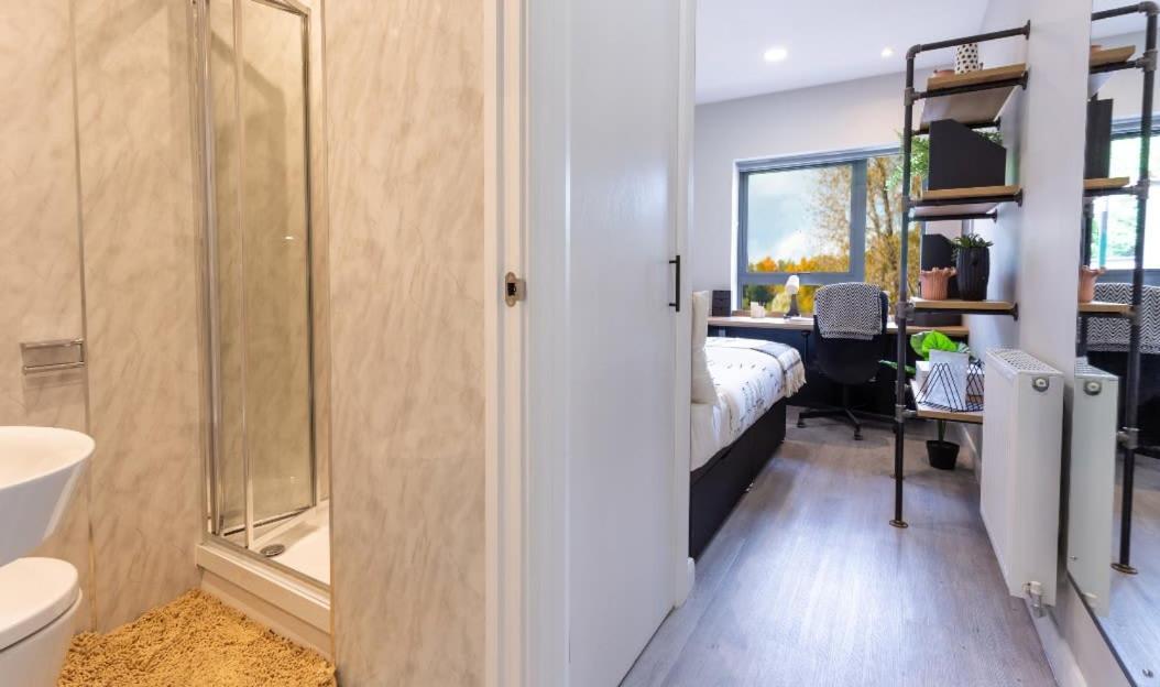 Cosy Ensuite Bedrooms At Electric Press Near Sheffield City Centre Rum bild